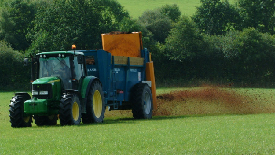 A 6220 John Deere loader tractor