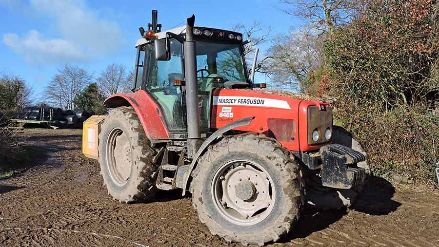 Massey Ferguson 6465