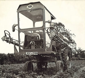 Early self-propelled sprayer