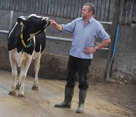 'Super dairy' farmer flouts pollution rules - Farmers Weekly
