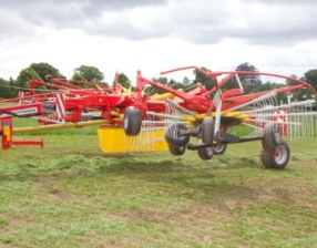 Pottinger extends S Line rake range - Farmers Weekly