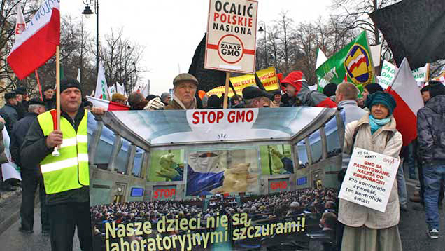 Angry Polish farmers march on Warsaw - Farmers Weekly