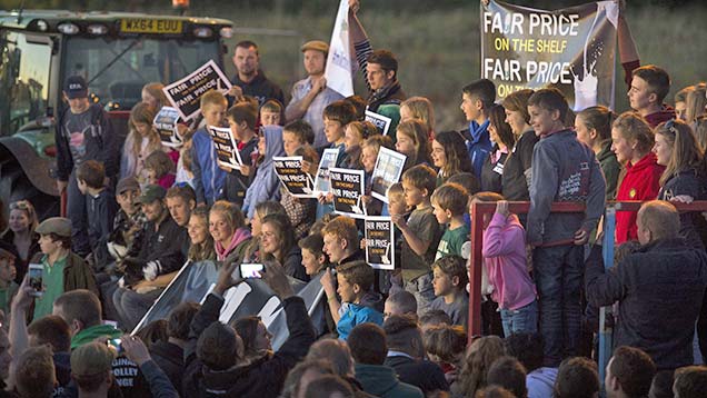 Farming unions hold urgent summit over falling prices - Farmers Weekly