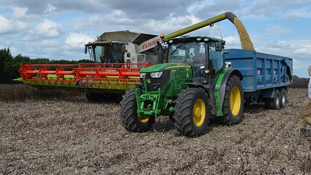 Winter bean harvest comes early in northern Kent - Farmers Weekly