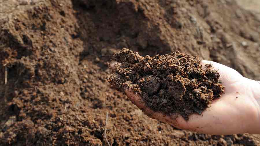 How to achieve the perfect soil composition - Farmers Weekly