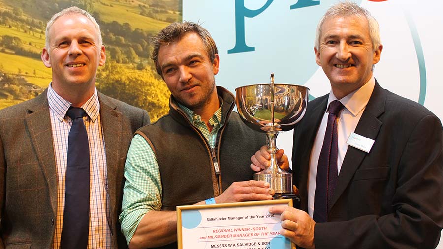 Simon Salvidge with judge Richard-Bell (left) and Promar's James Dunn © Jonathan Page