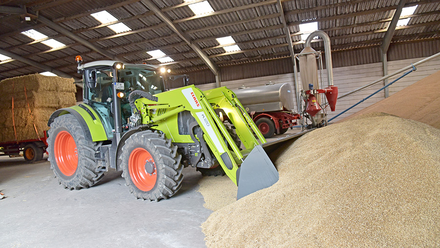 On test: Claas Arion 440 CIS - Farmers Weekly