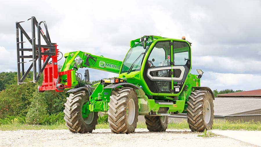 Telehandler test Merlo TF 42.7 CS 140 Farmers Weekly