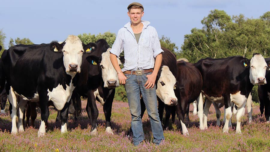 Tom Hordle with his New Forest cattle © Oli Hill/RBI