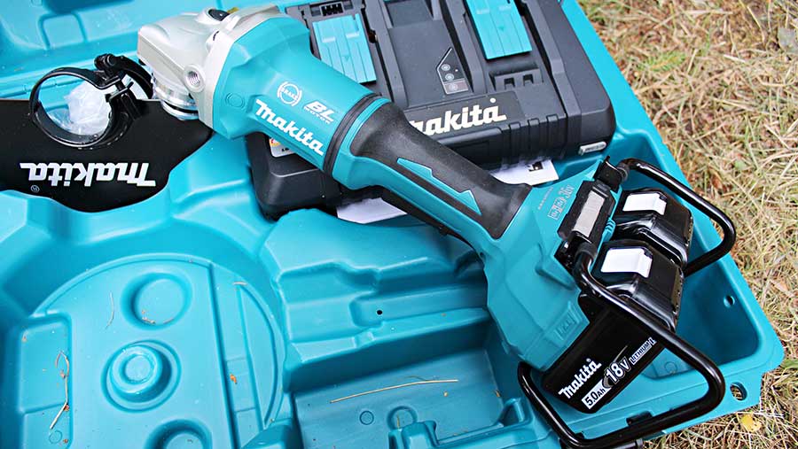 Makita 9in cordless angle grinder © James Andrews