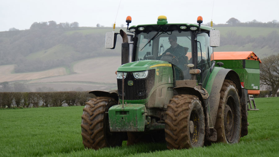 Sentor Farm How Sentry Farms is gaining from a change to AN from urea - Farmers Weekly