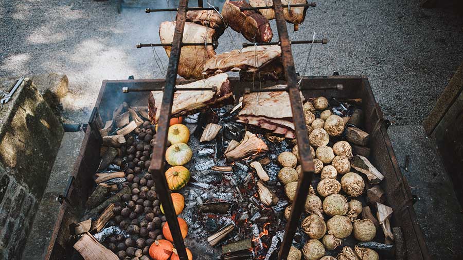 Nancarrow Farm feast © Ross Talling