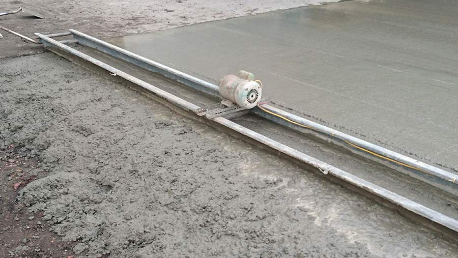 Mark Hicks' concrete screed vibrator