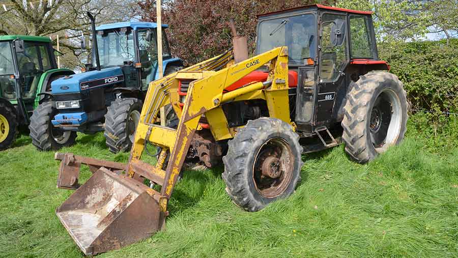 Case IH 685