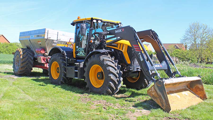 Mark Petty's Fastrac and MX T418 loader