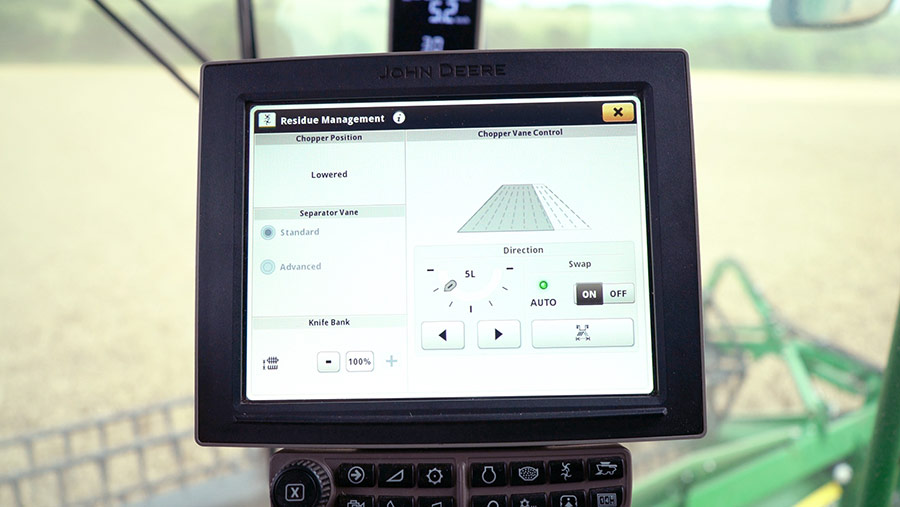 John Deere AutoSwap system screen