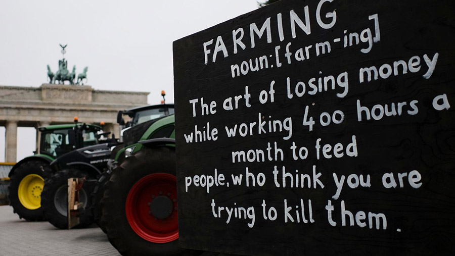 Sign at Berlin farmers' protest