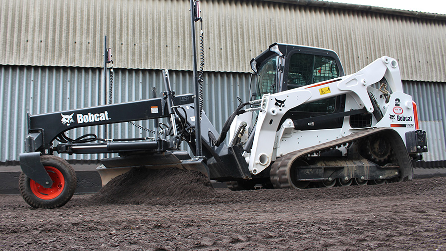 Overweldigen schaduw Lounge Two options for levelling your yard this winter - Farmers Weekly