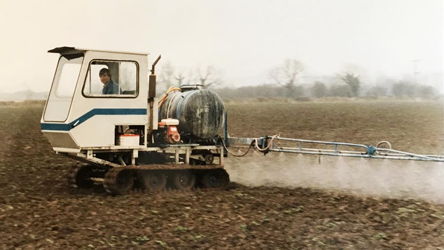 Snowcat sprayer