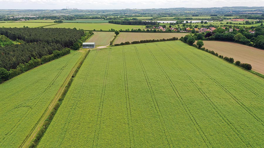 227 acres of arable land in Nottinghamshire