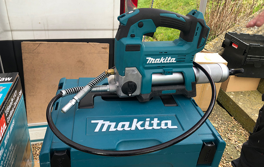 Makita Coffee Maker Runs on Power Tool Batteries
