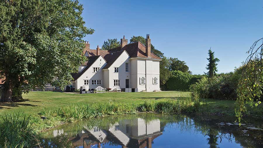 House set in land on Berwick Hall Farm 