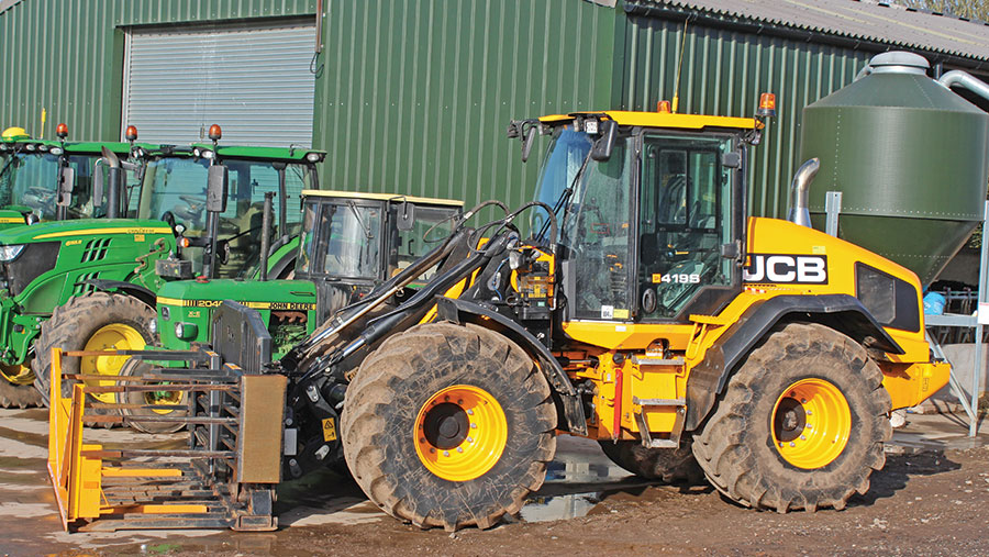 JCB 419S 