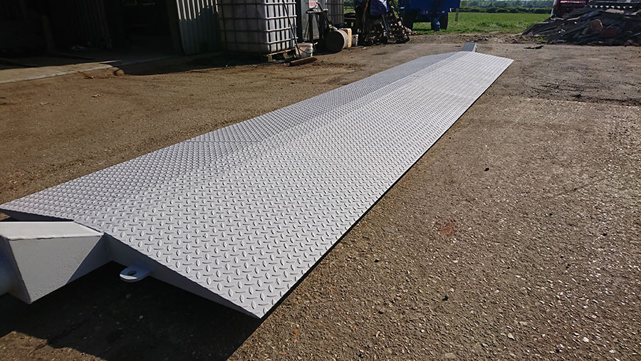 Irrigation ramp