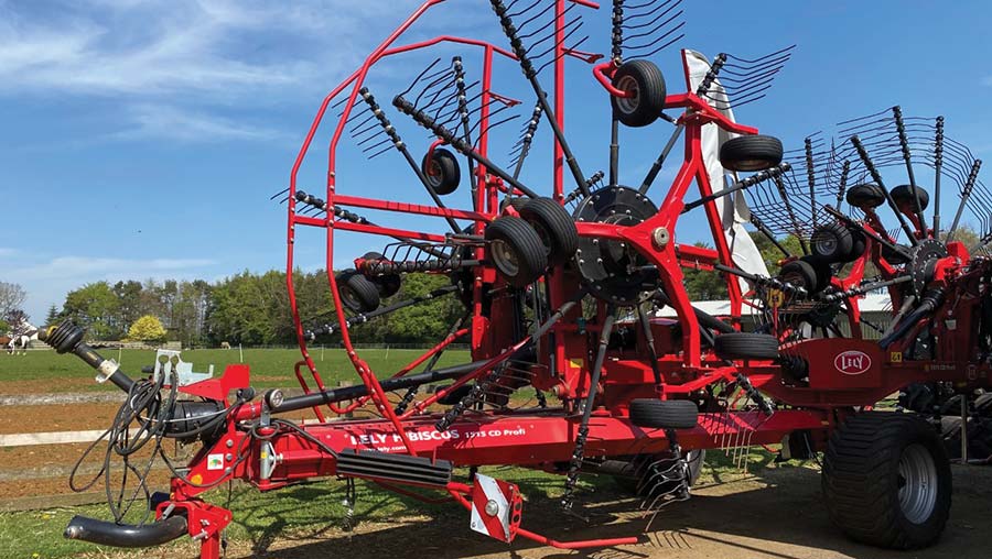 2017 Lely Hibiscus 1515 CD Profi