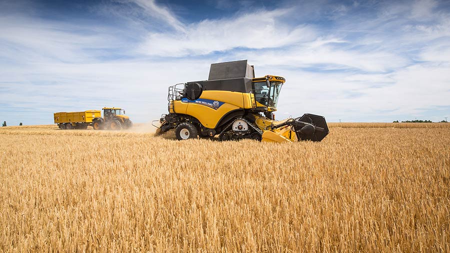 Grain prices under pressure in mixed harvest news - Farmers Weekly