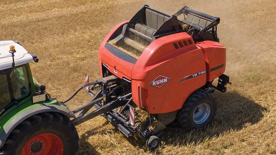 Kuhn VB 7100-series baler in field