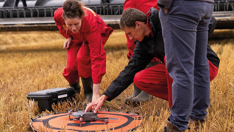 Farmers Apprentice 2020: drone operating