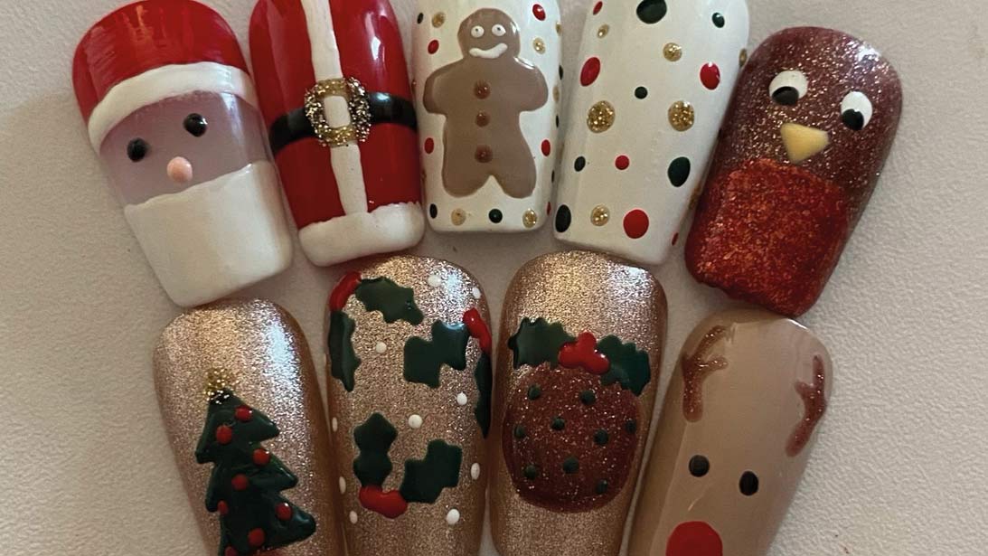 Christmas stick-on nails