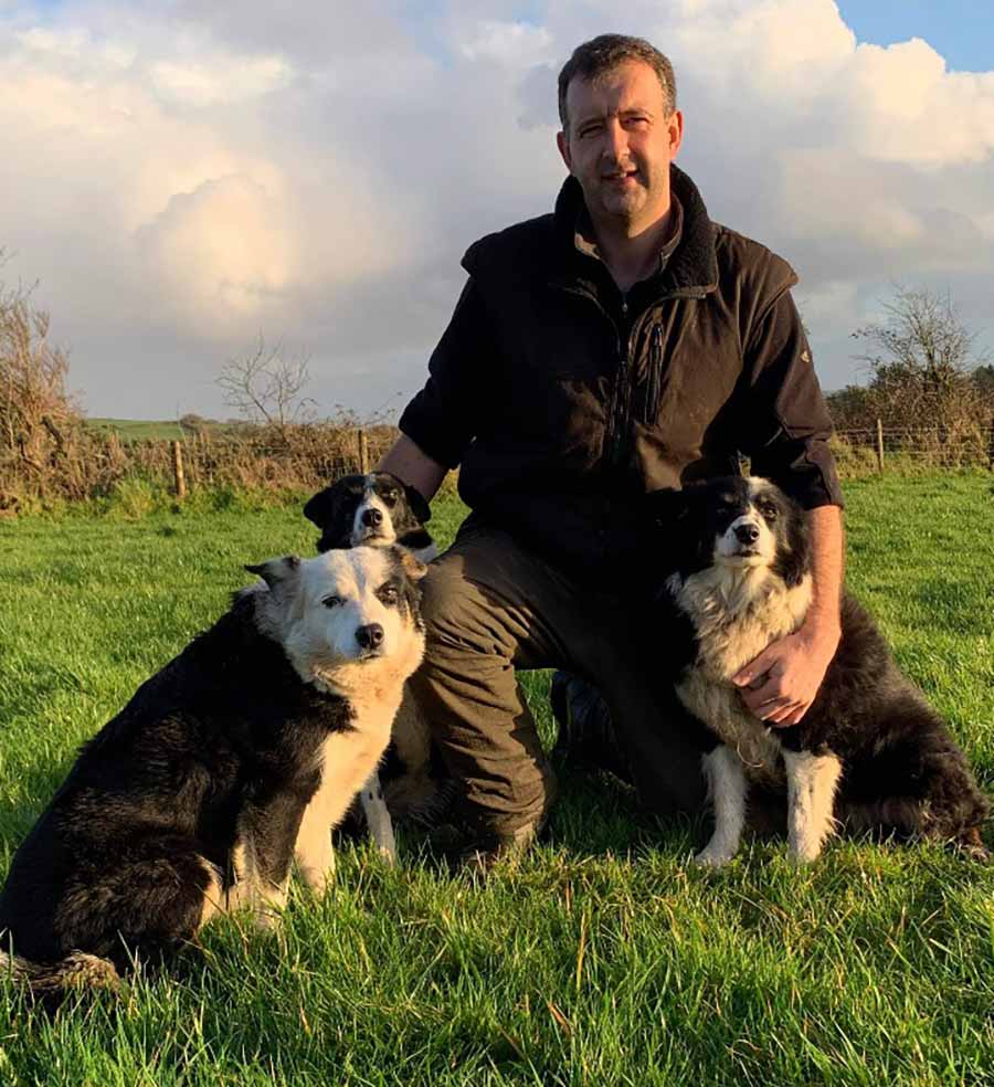 Richard Lee and dogs