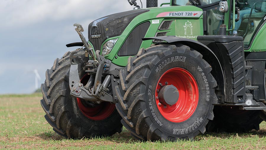 Alliance 372 Agriflex+ VF tyre