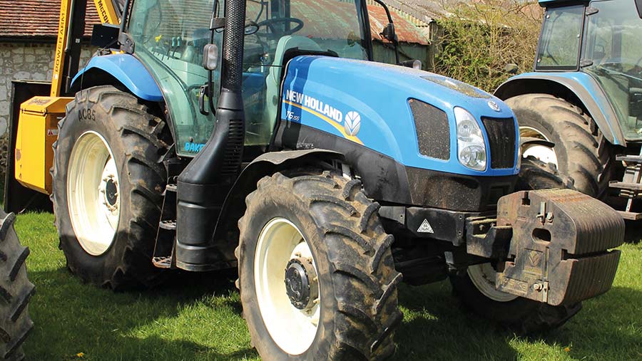 New Holland T6 155