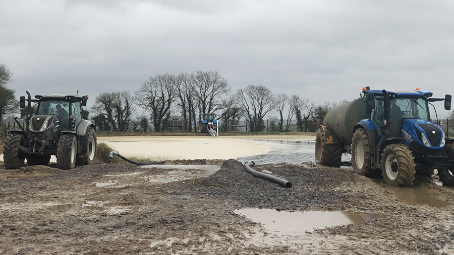 Slurry pit