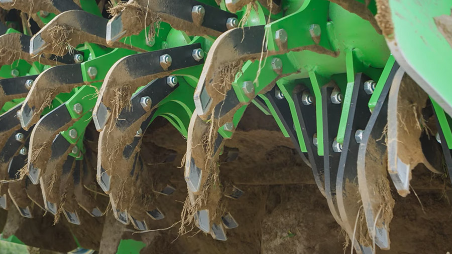 Multiforce front-mounted cultivator hook tines