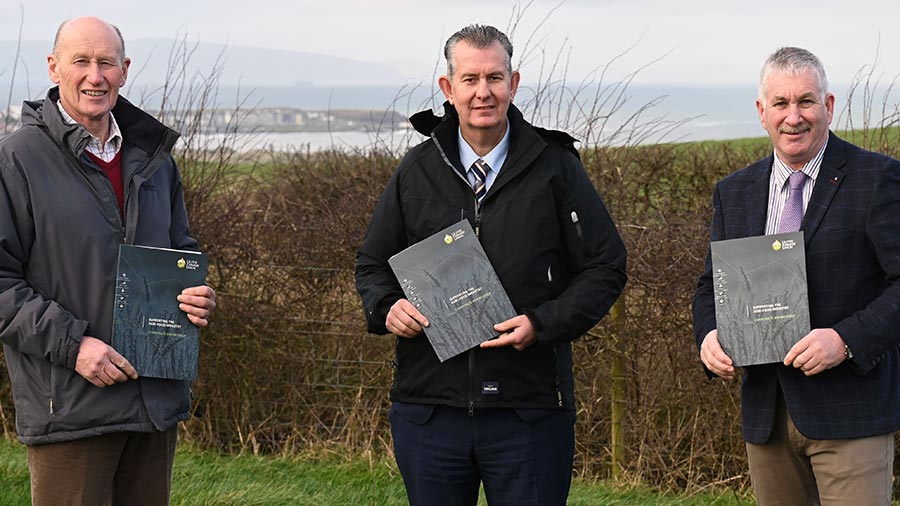 (L-R) UFU environment committee chairman Bill Harpur, Daera minister Edwin Poots and UFU president Victor Chestnutt, at the launch of the Farming With Nature proposals © UFU