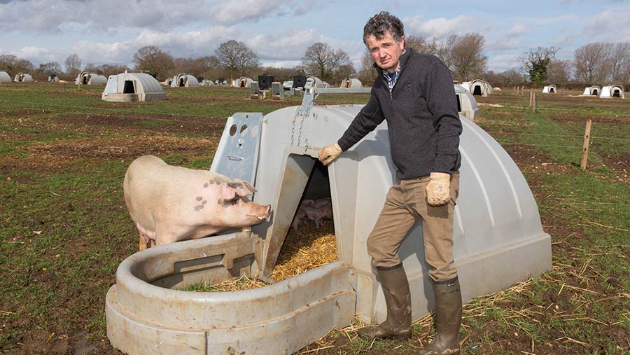 Rob McGregor  on his pig unit © Tim Scrivener