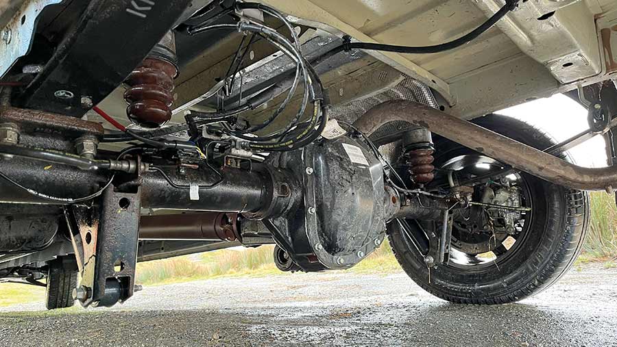 Ford Transit Trail van undercarriage