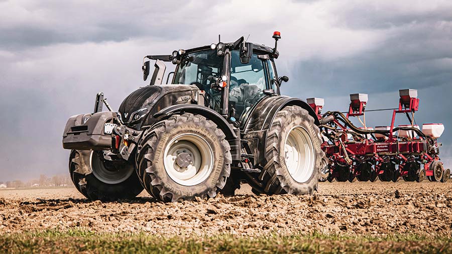 On test: John Deere's 6R 185 tractor - Farmers Weekly