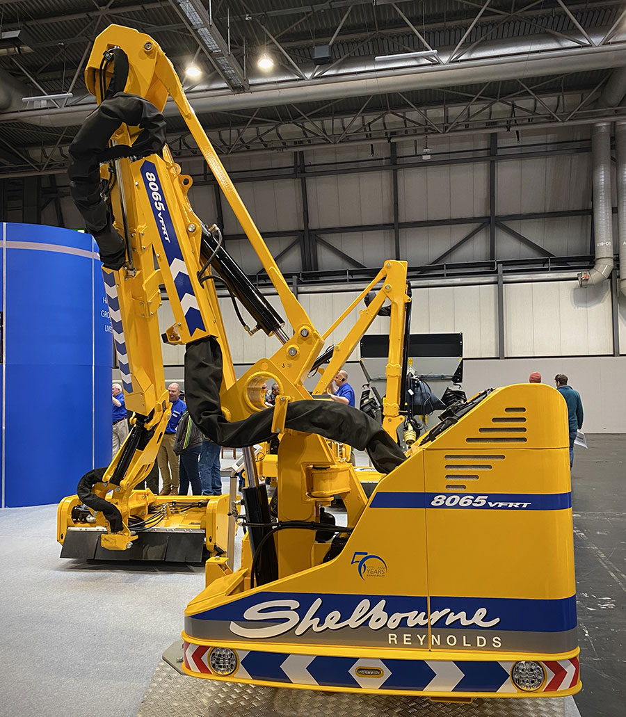Shelbourne Reynolds 8000-series hedgecutter