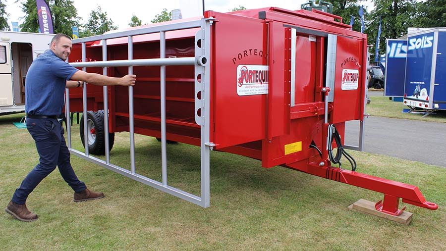 Portequip calf-creep feeder