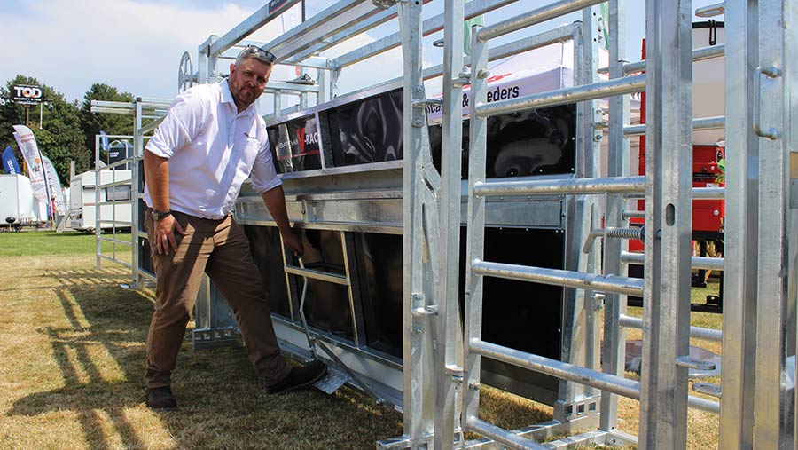 Wez Hall, south-west area sales manager at LM Bateman, demonstrates how to adjust the internal width of the V-Race