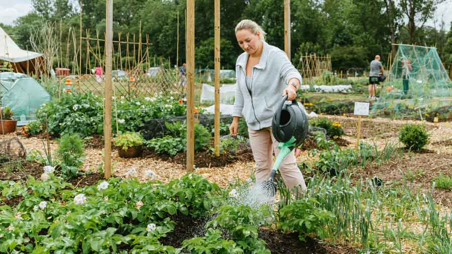 Earn up to £1000+ per acre per year Farmers Weekly