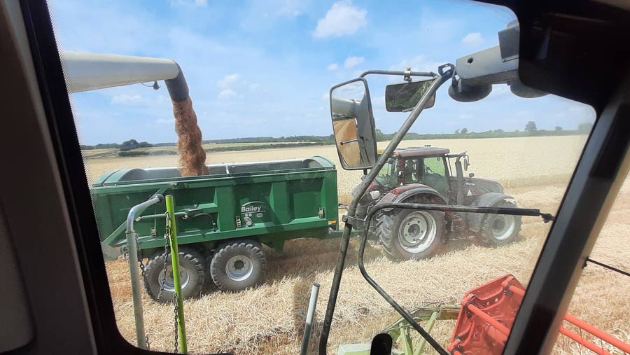 unloading grain