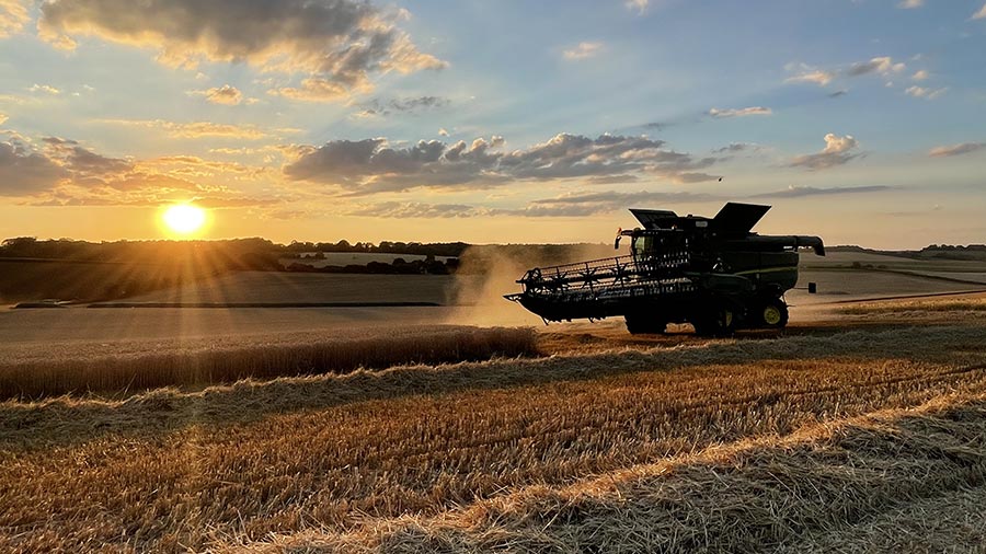 Cheyney Farming Partnership in N Hampshire harvesting Extase winter wheat - photo submitted to our Harvest 2022 gallery by Hatty