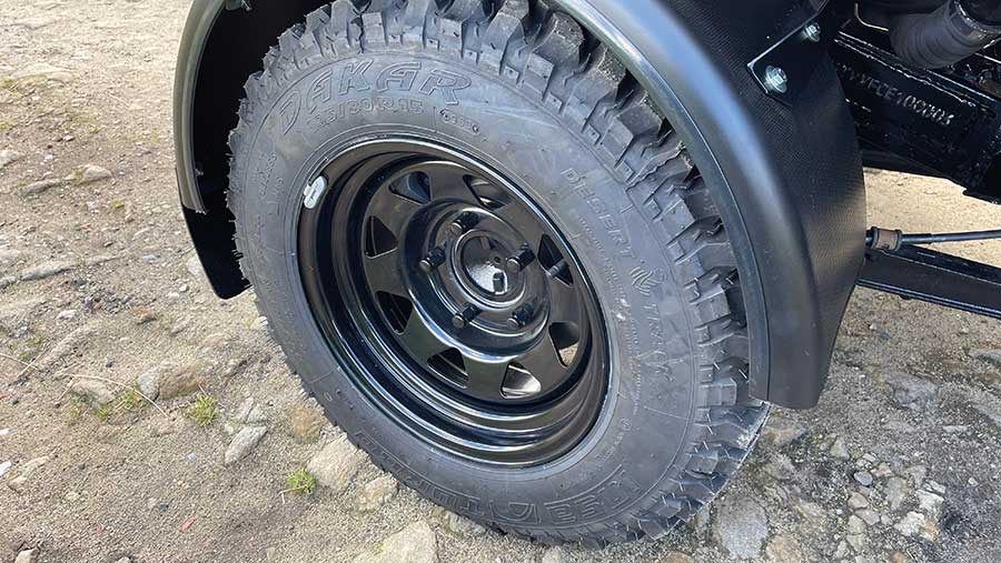Yomper larger wheel and tyre
