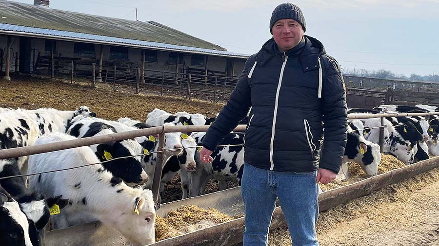 Andrii Pastushenko with his dairy herd © Andrii Pastushenko